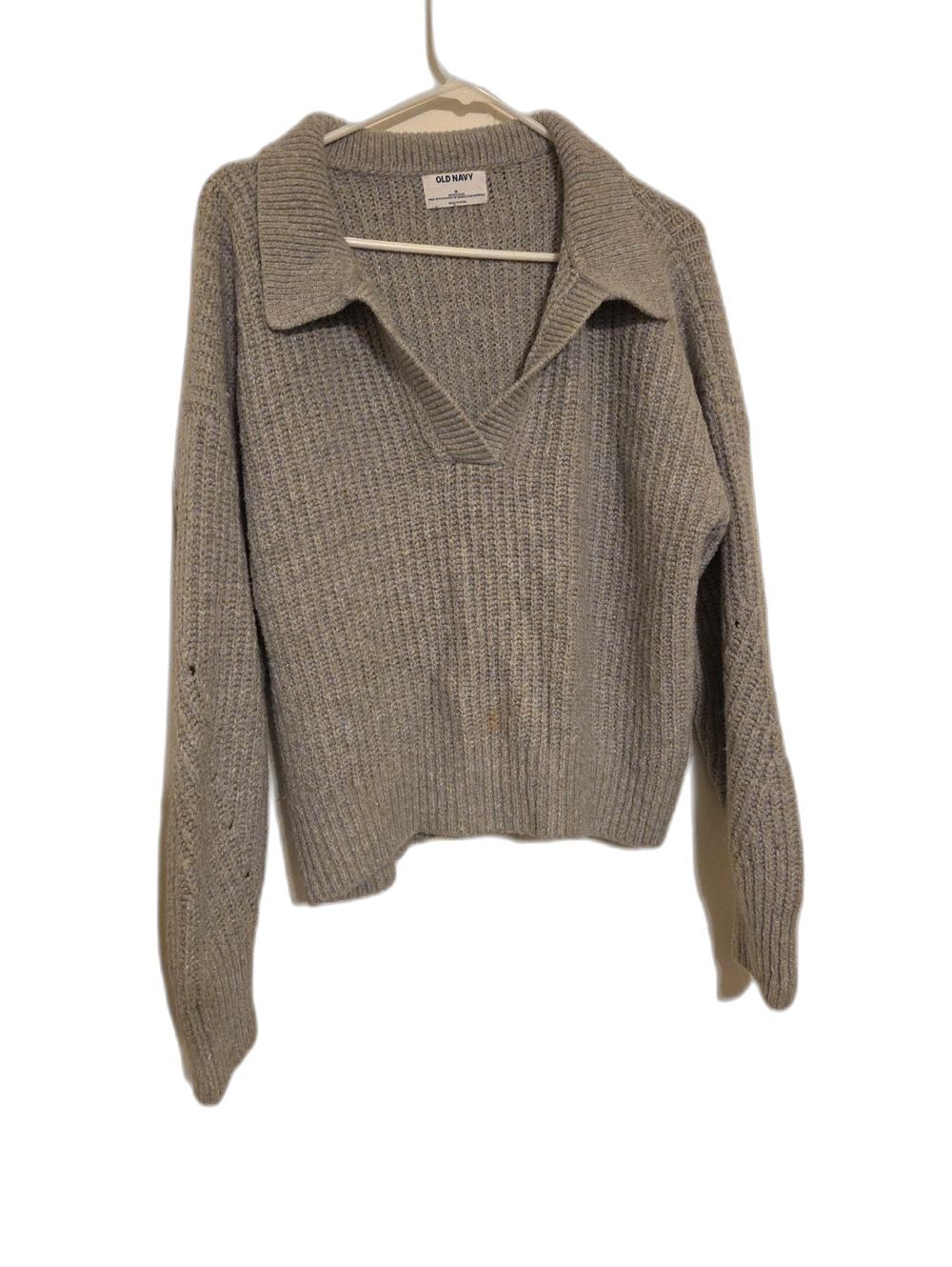 Old Navy Light Gray Collared V-Neck Ribbed Knit Sweater
